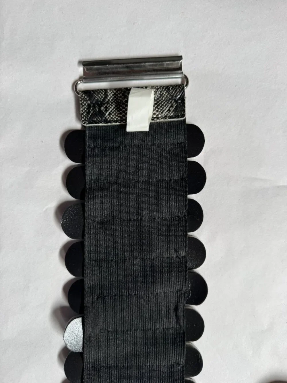 Wide Black & Gray Snake Print Elastic Belt With Silver Buckle Accent Size 2X Str